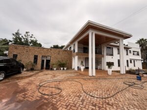 Old Runda’s Epitome of Luxury Living: Stunning 5-Bedroom Villa on 0.5-Acre Corner Plot
