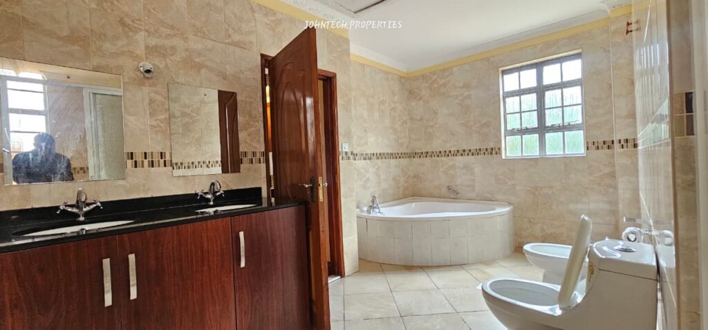 Luxury property for sale in Nairobi, Kenya - photo 16