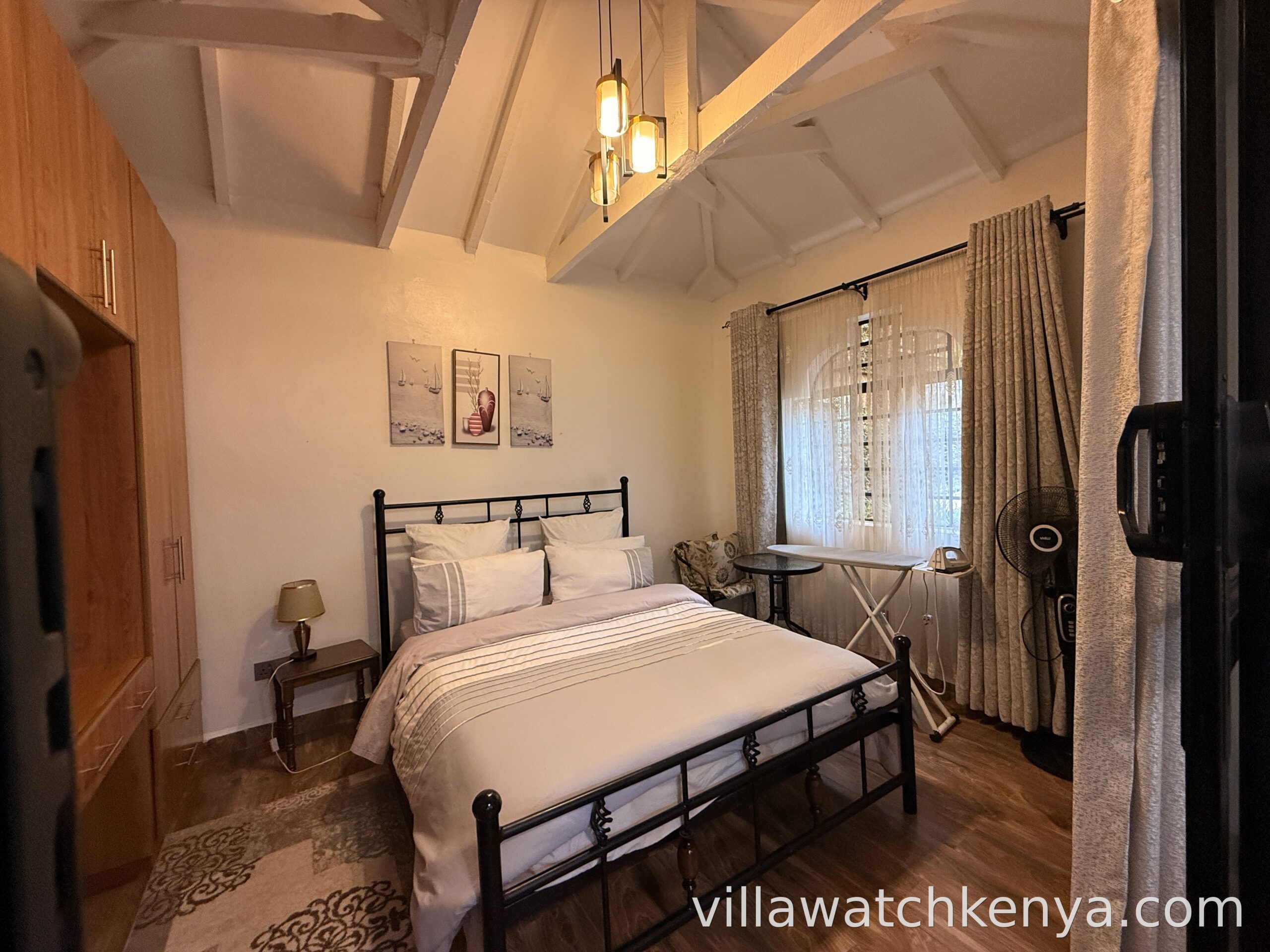 Contemporary en-suite bathroom with shower in fully furnished Runda guest wing