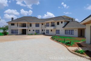 7 Bedroom House in Runda: Ambassadorial Mansion for Sale, Nairobi